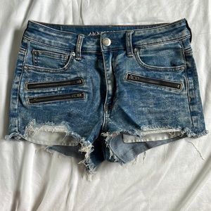 American Eagle Hi-Rise Zipper Jean Shortie